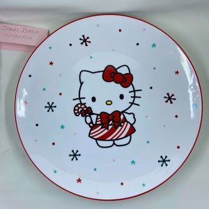 Hello Kitty Christmas plates